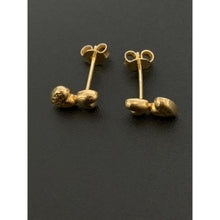 Load image into Gallery viewer, 18K Gold Earrings Stud Hearts 1.63 grams - Rafant
