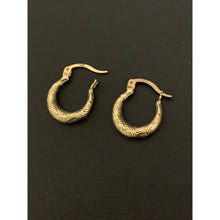 Load image into Gallery viewer, 18K Gold Earrings Hoops Loops 1.19 grams Small - Rafant
