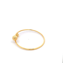 Load image into Gallery viewer, 18K Yellow Gold Bracelet Oval Cuff 3.86 grams 6.25 inches - Rafant
