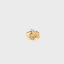 Load and play video in Gallery viewer, 18K Yellow Gold Ring Leaf  1.62 grams Size 4
