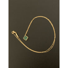 Load image into Gallery viewer, 18K Gold Necklace Chain 16.50 inches with Malachite Clover Pendant 2.15 grams - Rafant
