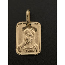 Load image into Gallery viewer, 18K Gold Pendant Square Woman Lady 2.65 grams with Defects  Back Has Scratches - Rafant
