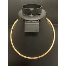 Load image into Gallery viewer, 18K Gold Necklace Omega Mesh Soft 18 inches 4.45 grams - Rafant
