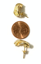 Load image into Gallery viewer, New 18K Saudi Gold Stud Earrings - Rafant
