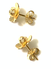 Load image into Gallery viewer, New Real 18K Saudi Gold Flower Stud Earrings - Rafant
