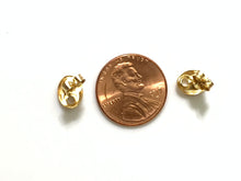 Load image into Gallery viewer, New Real 18K Saudi Gold Stud Earrings - Rafant
