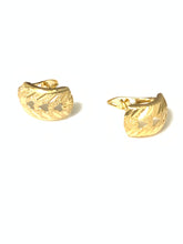 Load image into Gallery viewer, New Authentic Stamped 18K Saudi Gold French Clips Heart Design Earrings - Rafant
