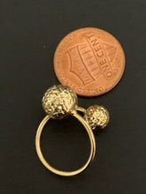 Load image into Gallery viewer, 18K Saudi Gold Double Orb Ring  1.24 grams Size 5 - Rafant
