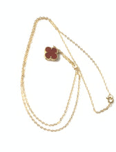 Load image into Gallery viewer, 18K Saudi Gold 17.75&quot; Necklace with Clover Red Carnelian Pendant 1.31 grams - Rafant
