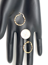 Load image into Gallery viewer, 18K Gold Hoops/Loops Twisted Earrings 0.97 grams - Rafant
