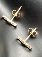 Load image into Gallery viewer, New Real 18K Saudi Gold Infinity Stud Earrings Small - Rafant
