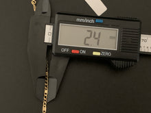 Load image into Gallery viewer, 18K Saudi Gold Chain Link Bracelet Size 7.5 Dainty Lightweight 1.57grams - Rafant
