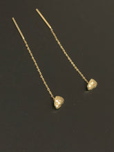 Load image into Gallery viewer, 18K Saudi Gold Tictac Threader Heart Earrings Dainty Tiny Very Lightweight - Rafant
