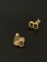 Load image into Gallery viewer, New Real 18K Saudi Gold Clover Leaf Earrings - Rafant
