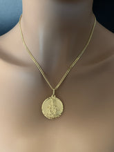 Load image into Gallery viewer, New Real 18K Saudi Gold Necklace Curb 18&quot; Chain Jesus Christ Round Pendant - Rafant
