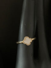 Load image into Gallery viewer, New Real 18K Japan Gold White Mother of Pearl Four Clover Leaf Flower Ring Size 5 - Rafant
