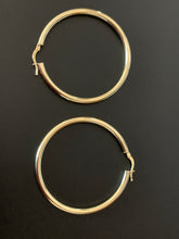 Load image into Gallery viewer, New Real 18K Saudi Gold Hoops Loops Earrings 3.73 grams - Rafant

