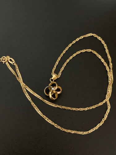 18K Gold Necklace Chain 15.75 inches Flower Pendant - Rafant