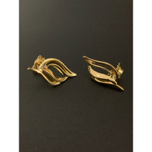 Load image into Gallery viewer, New Real 18K Japan Gold Leaf Stud Earrings - Rafant
