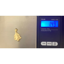 Load image into Gallery viewer, 18K Saudi Gold Pendant Senior Sto Nino Baby Jesus - Rafant
