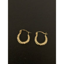 Load image into Gallery viewer, 18K Gold Earrings Hoops Loops Small 1.28 grams - Rafant
