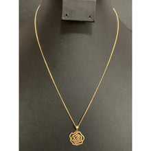 Load image into Gallery viewer, 18K Gold Necklace Curb Chain 17.75 inches with Flower Pendant 1.84 grams - Rafant
