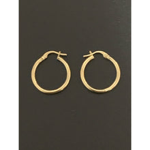 Load image into Gallery viewer, 18K Gold Earrings Hoops Loops Small 1.29 grams - Rafant
