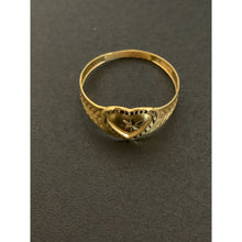 Load image into Gallery viewer, 18K Gold Ring Heart 0.74 grams Size 6 - Rafant
