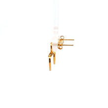 Load image into Gallery viewer, 18K Gold Earrings Heart Post 0.96 grams Small - Rafant
