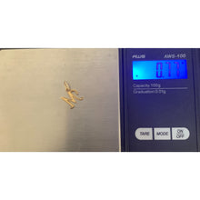 Load image into Gallery viewer, 18K Gold Pendant Charm Letter M 0.77 grams - Rafant
