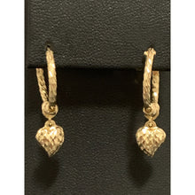 Load image into Gallery viewer, 18K Gold Earrings Hoops Heart 2.47 grams - Rafant
