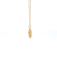 Load image into Gallery viewer, 18K Gold Necklace Chain 17.75 inches Pendant Flower 1.36 grams - Rafant
