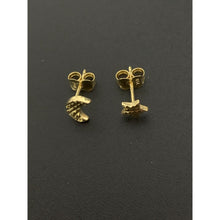 Load image into Gallery viewer, 18K Gold Earrings Stud Star Moon 1.13 grams Small - Rafant
