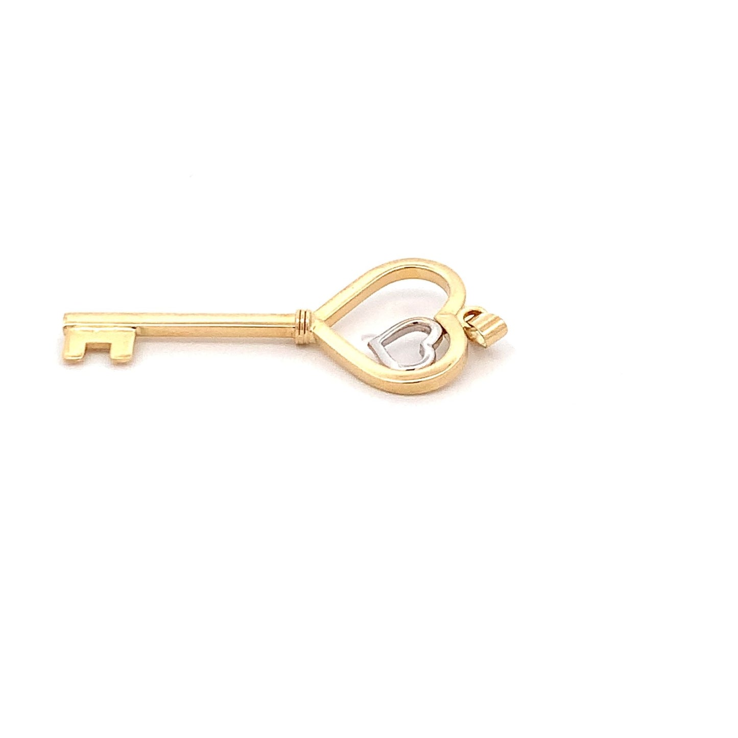18K Yellow Gold Pendant Key Heart 1.59 grams - Rafant