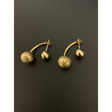 Load image into Gallery viewer, 18K Gold Earrings Post Dangle Balls 2.58 grams - Rafant
