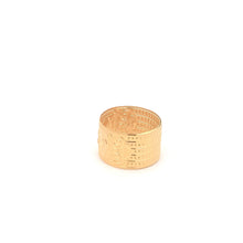 Load image into Gallery viewer, 18K Yellow Gold Ring Fortune Luck 1.89 grams Size 7.5 - Rafant
