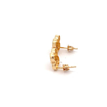 Load image into Gallery viewer, 18K Gold Earrings Stud Flower 2.21 grams - Rafant
