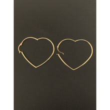 Load image into Gallery viewer, 18K Gold Earrings Hoops Loops Heart 3.49 grams - Rafant
