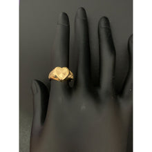 Load image into Gallery viewer, 18K Gold Ring Heart 1.20 grams Size 6.5 - Rafant
