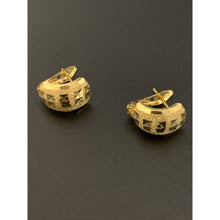 Load image into Gallery viewer, 18K Saudi Gold Earrings French Clips 1.28 grams - Rafant
