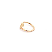 Load image into Gallery viewer, 18K Yellow Gold Ring Heart 0.84 grams Size 5.5 - Rafant
