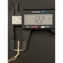 Load image into Gallery viewer, 18K Saudi Gold Necklace Chain Curb 17.75&quot; with Cross Pendant 1.36 grams - Rafant
