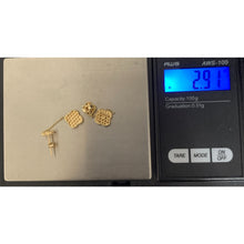 Load image into Gallery viewer, 18K Gold Earrings Clover Post Dangling 2.91 grams - Rafant
