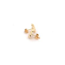 Load image into Gallery viewer, 18K Yellow Gold Earrings Flower 1.42 grams - Rafant
