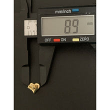 Load image into Gallery viewer, 18K Gold Earrings Stud Heart 1.08 grams - Rafant
