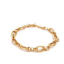 Load image into Gallery viewer, 18K Yellow Gold Bracelet Chain Link 3.75 grams  8 inches - Rafant
