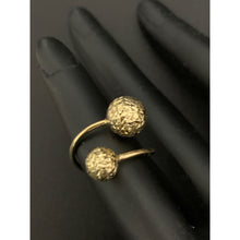 Load image into Gallery viewer, 18K Gold Ring Size 5 Balls Double Orb 1.28 grams - Rafant
