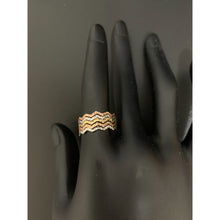 Load image into Gallery viewer, 18K Gold Ring Wave Tricolor Yellow White Rose Gold 1.70 grams Size 6 - Rafant
