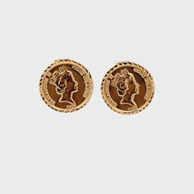 Load and play video in Gallery viewer, 18K Yellow Gold Stud Earrings Round Circle
