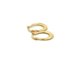 Load image into Gallery viewer, 18K Gold Earrings Hoops Small 1.38 grams - Rafant
